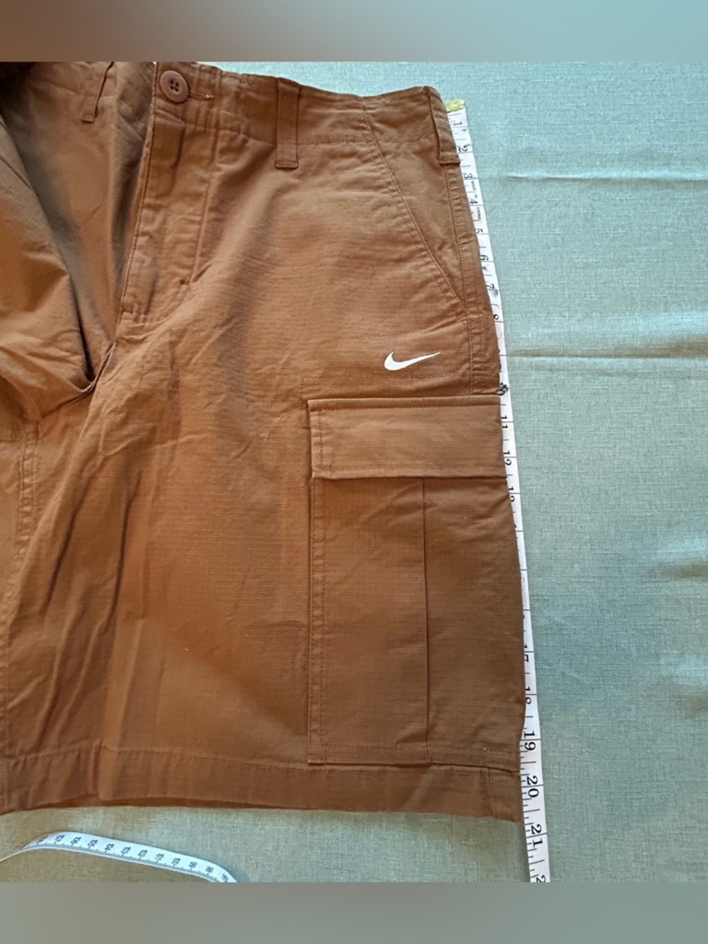 Nike Men's Rust Brown Cargo Pants with White Swoosh - Picture 11 of 14